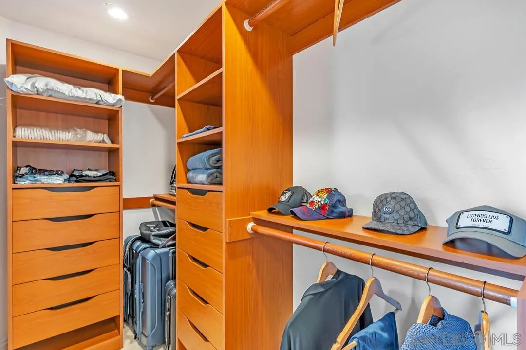 7564 Navigator Cir