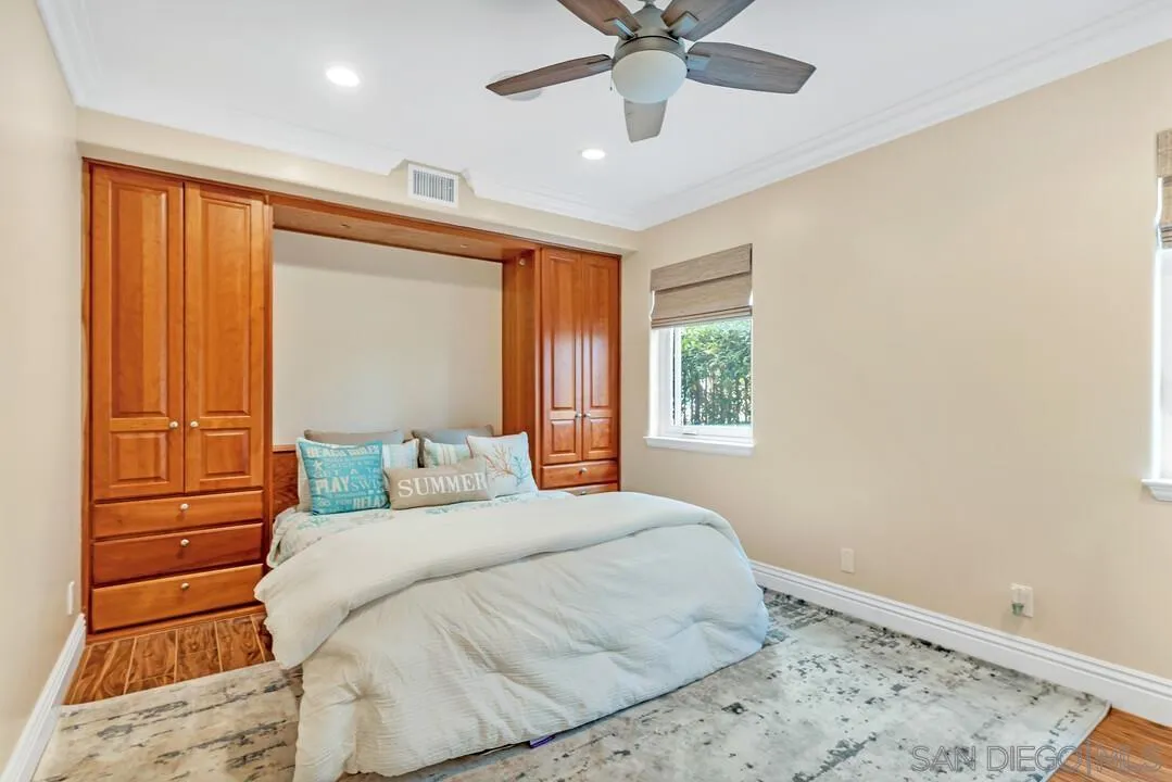 7564 Navigator Cir