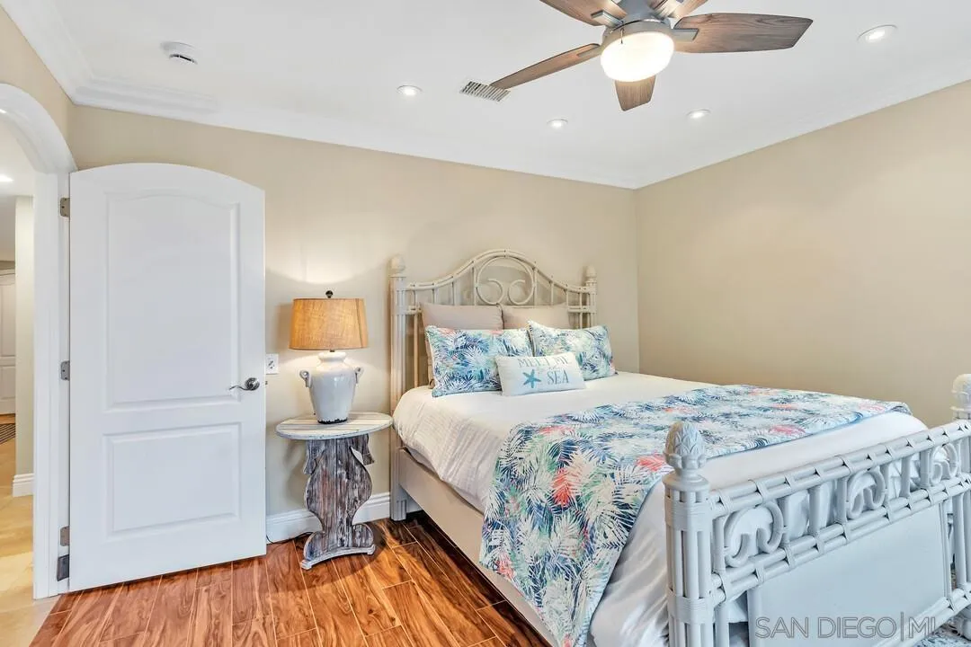 7564 Navigator Cir