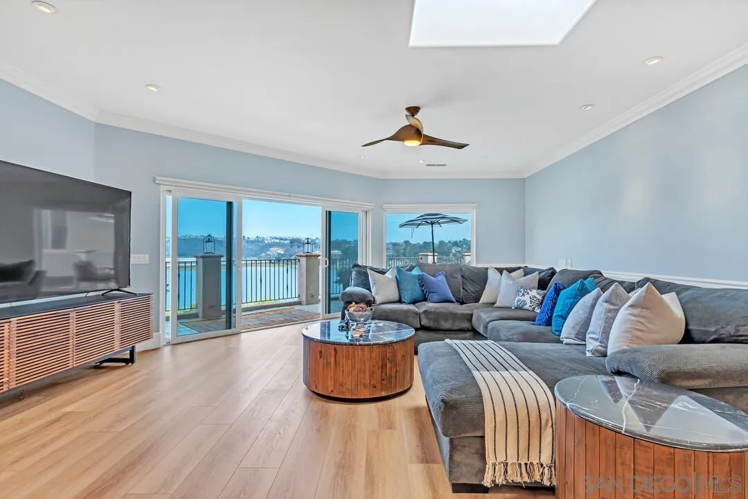 7564 Navigator Cir