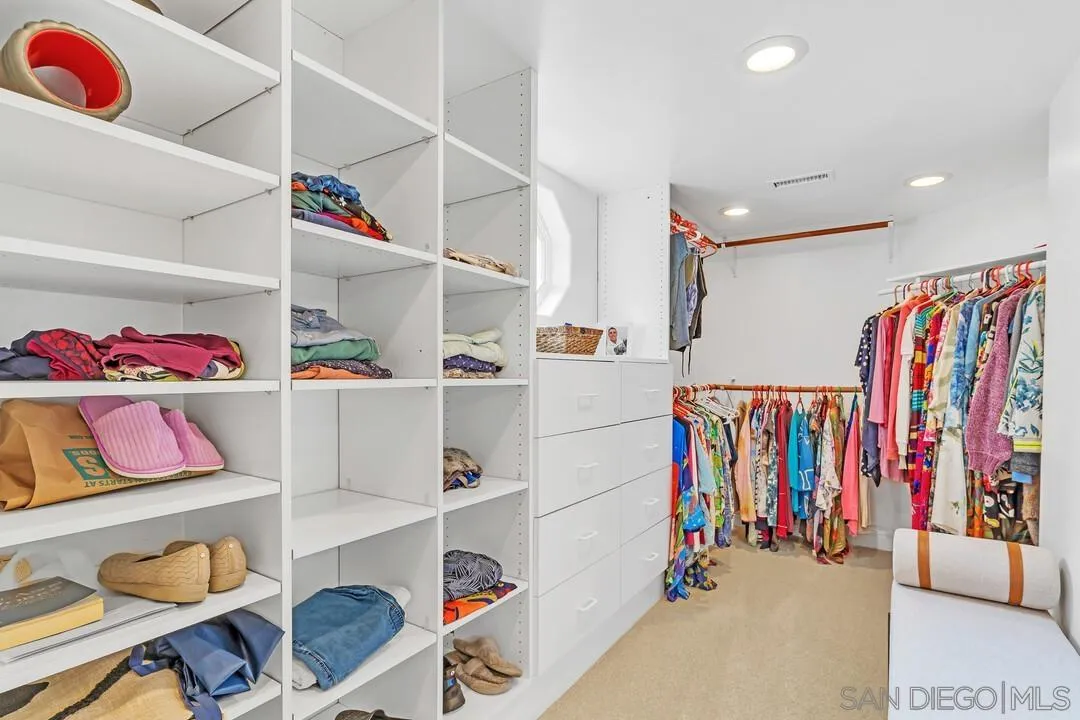 7564 Navigator Cir