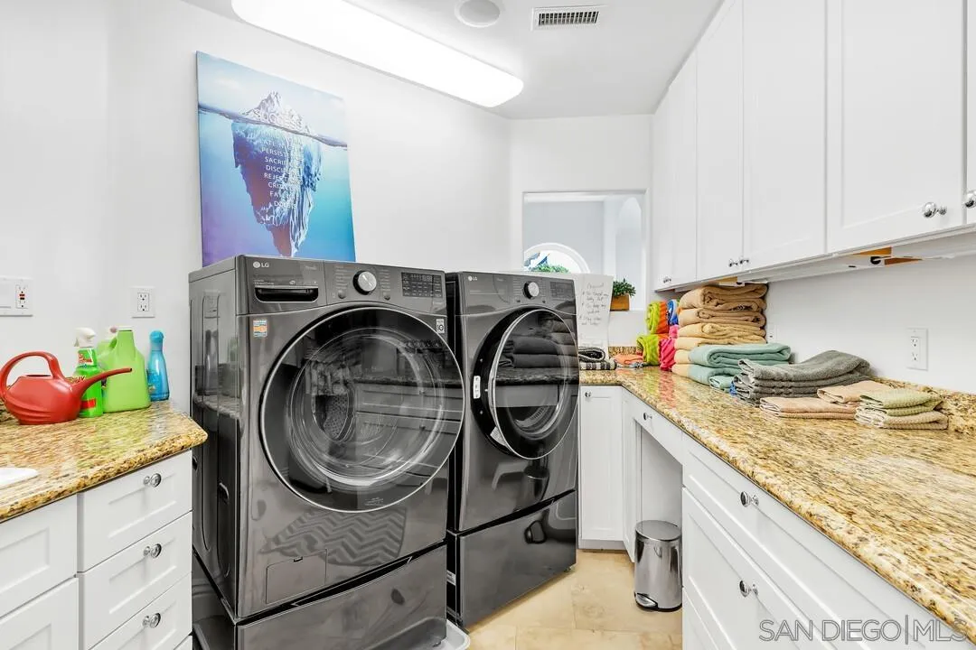 7564 Navigator Cir