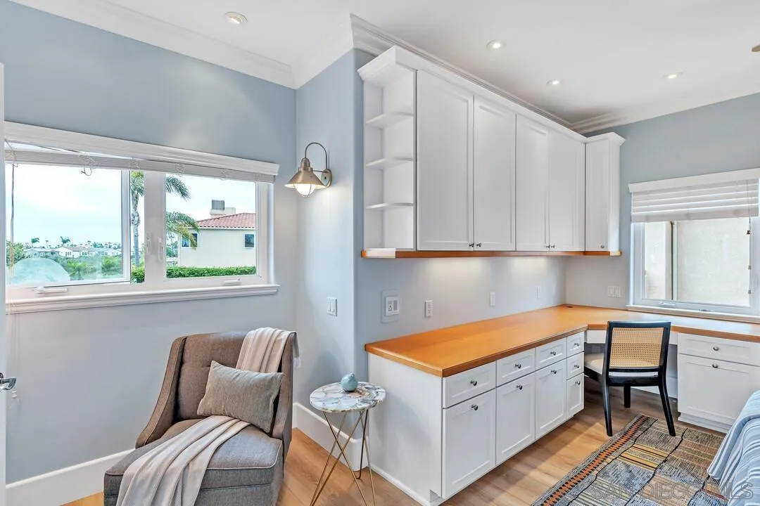 7564 Navigator Cir