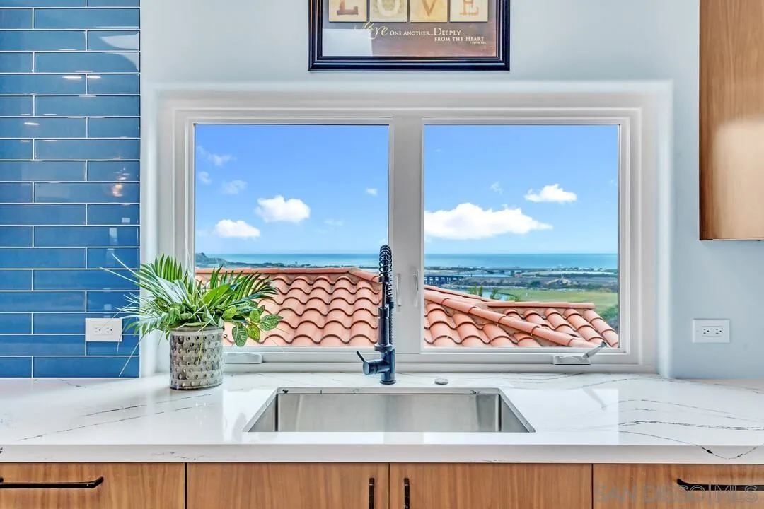 7564 Navigator Cir