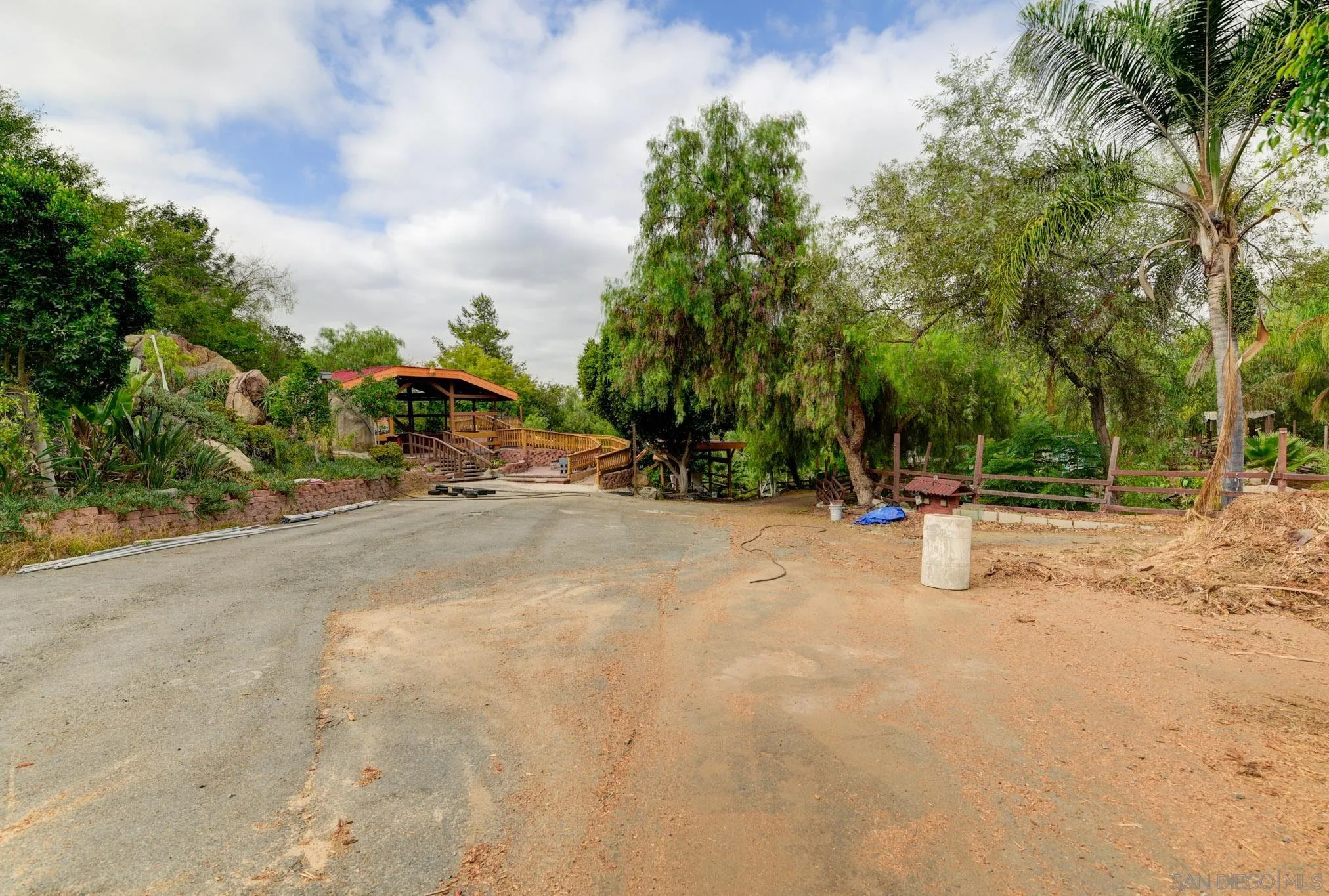 30015 Ridge Creek Rd
