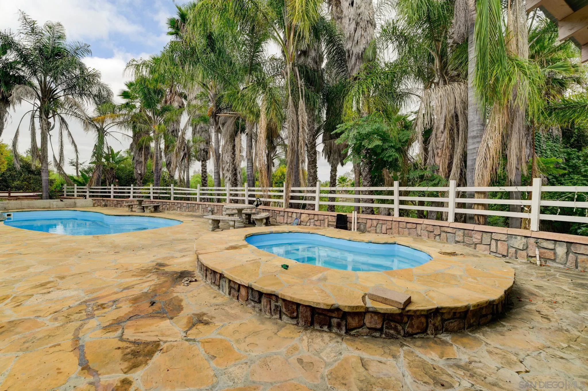 30015 Ridge Creek Rd