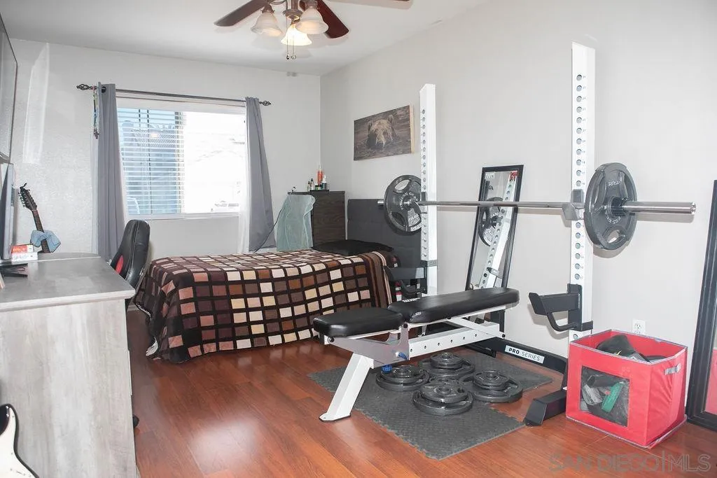 1419 Hummingbird Way