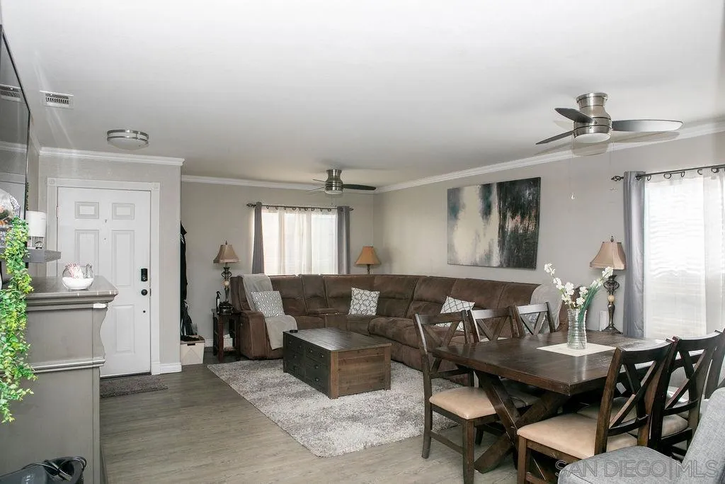 1419 Hummingbird Way