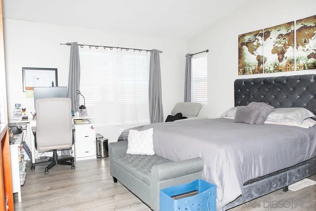 1419 Hummingbird Way