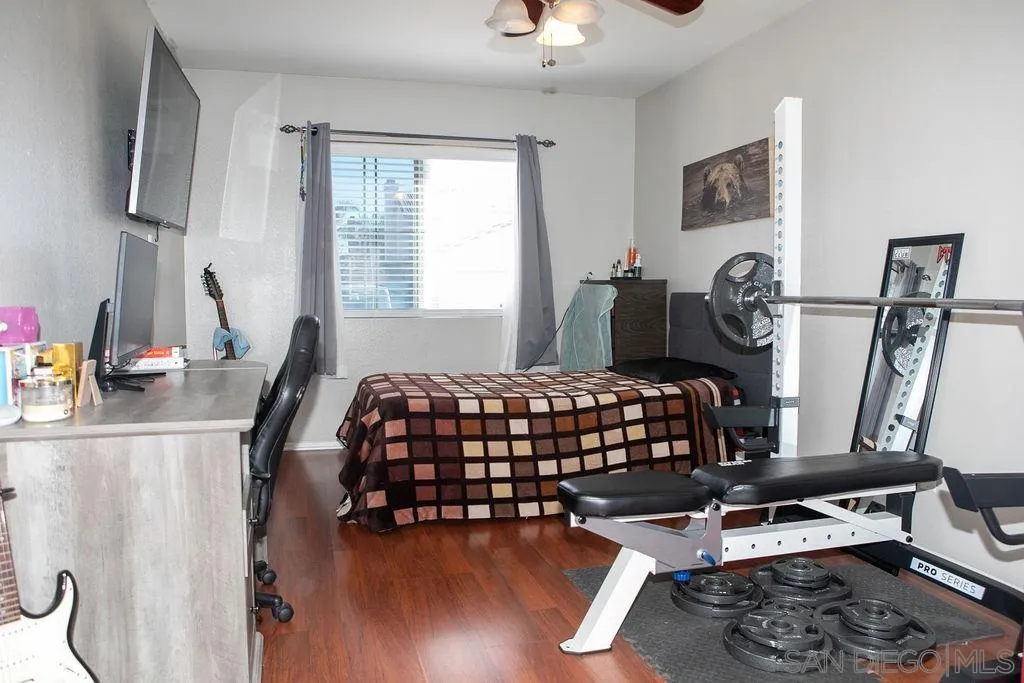 1419 Hummingbird Way