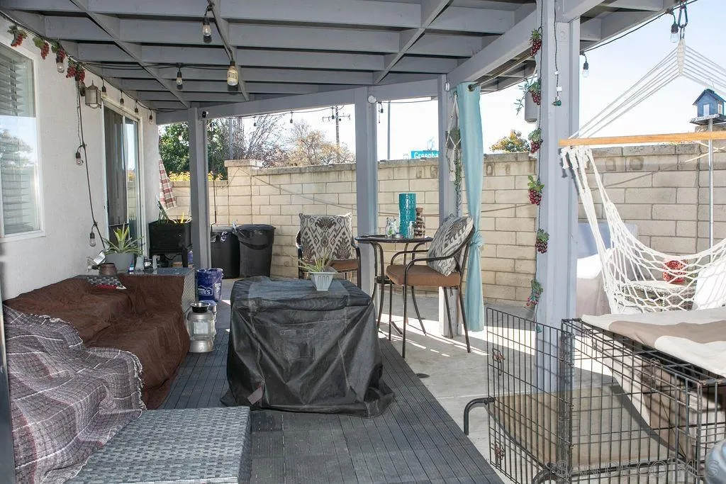 1419 Hummingbird Way