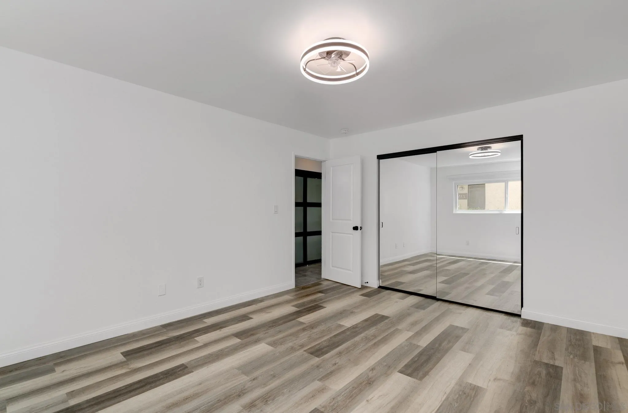 2388 Grand
