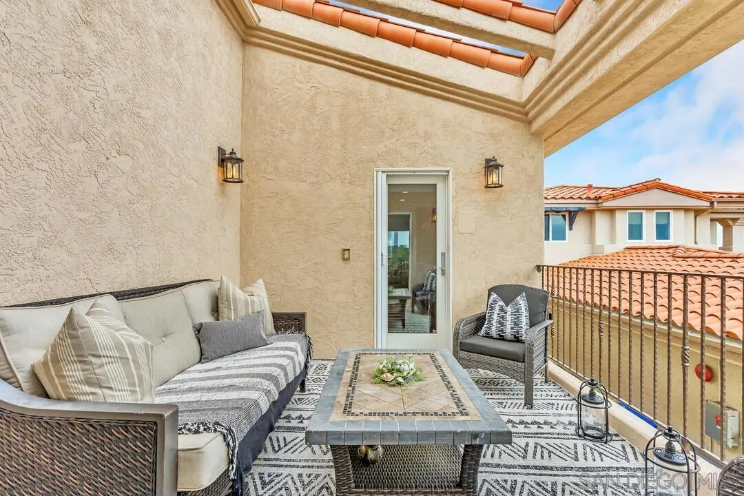 7564 Navigator Cir