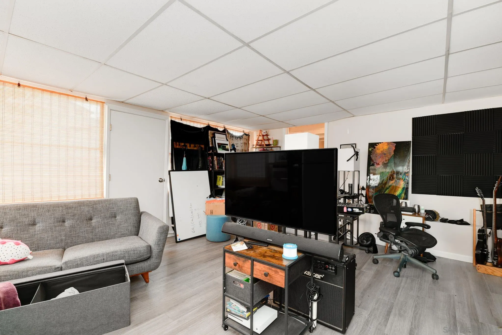 4127 Hemlock