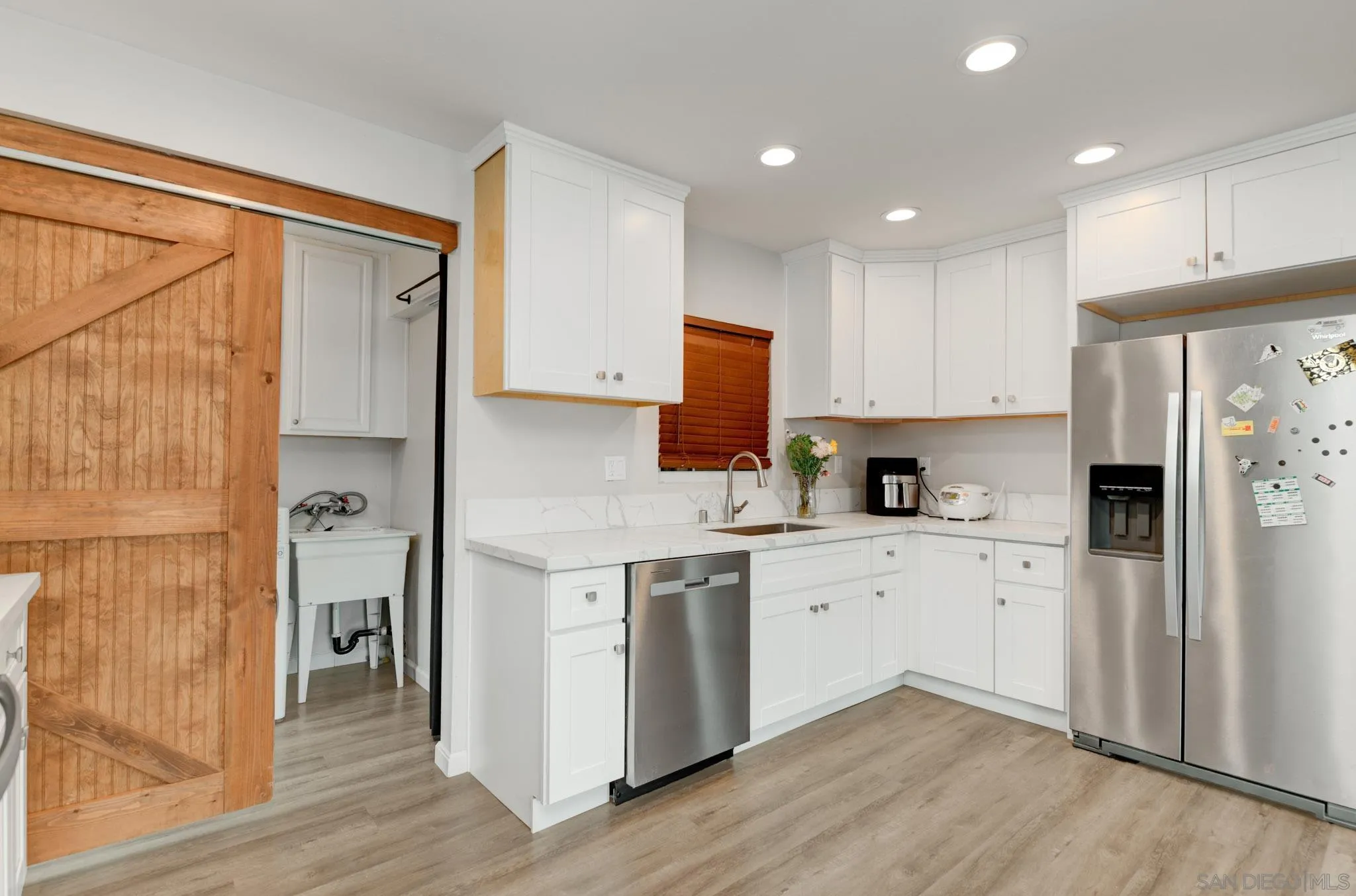 4127 Hemlock
