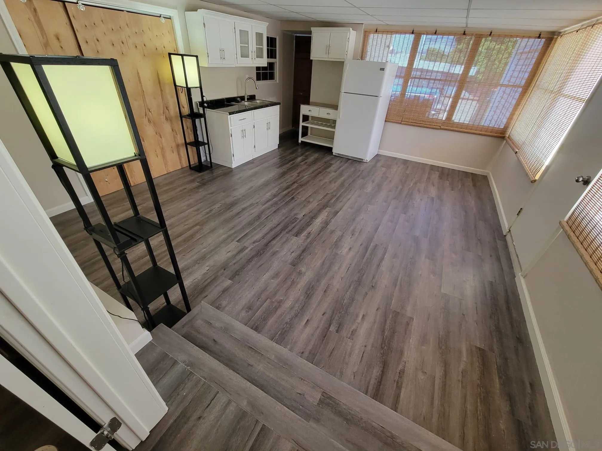 4127 Hemlock