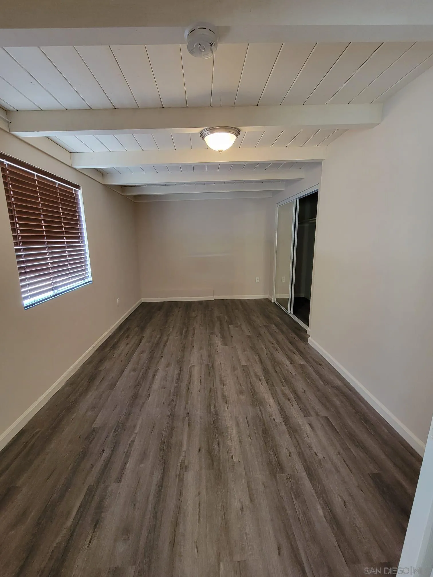 4127 Hemlock