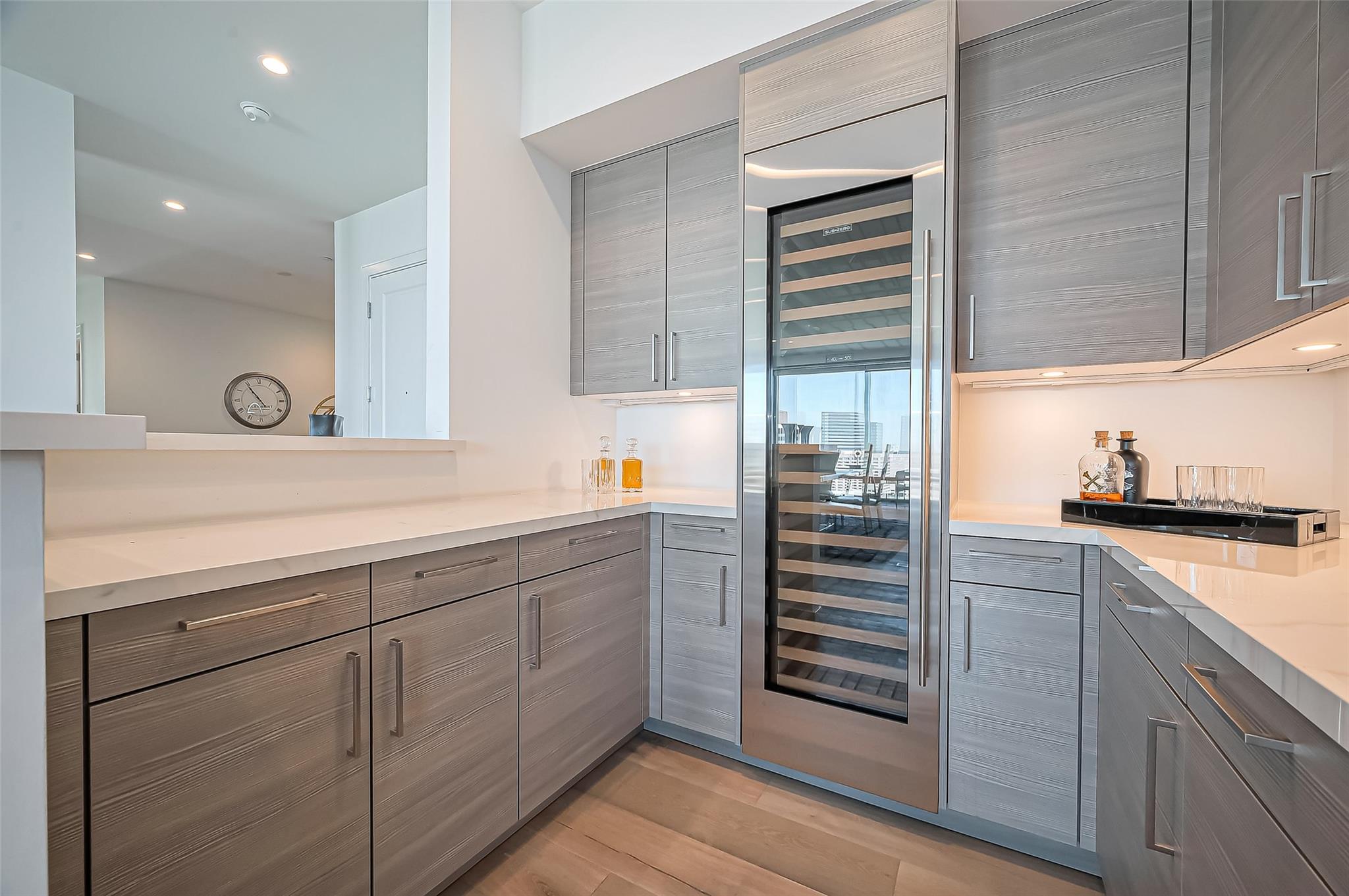 2047 Westcreek # 1601