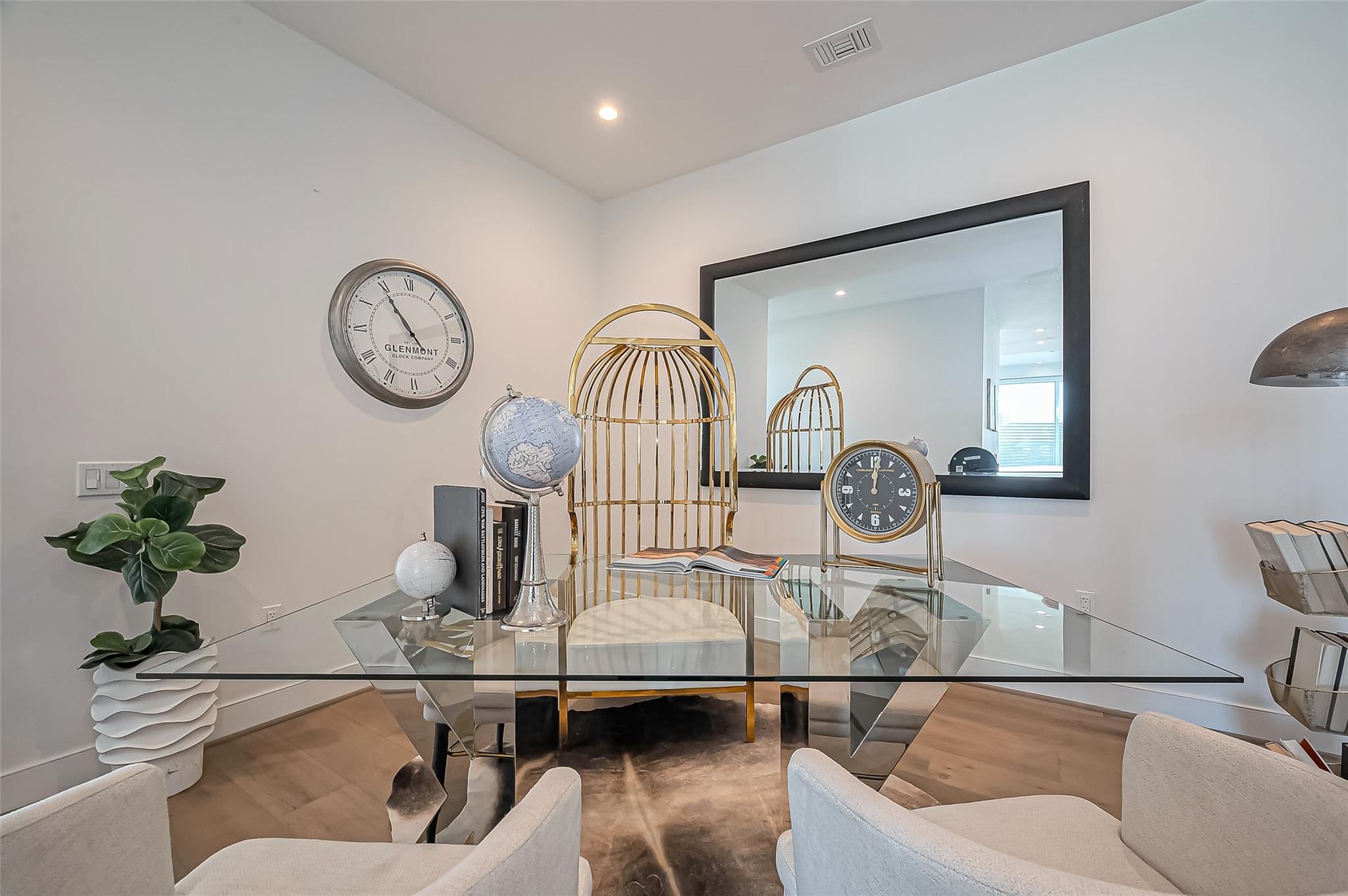 2047 Westcreek # 1601