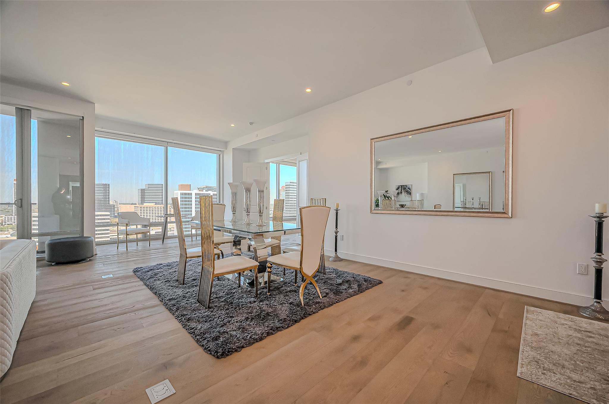 2047 Westcreek # 1601
