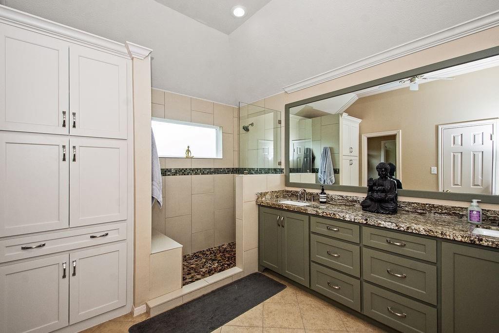 20814 Durand Oak Court