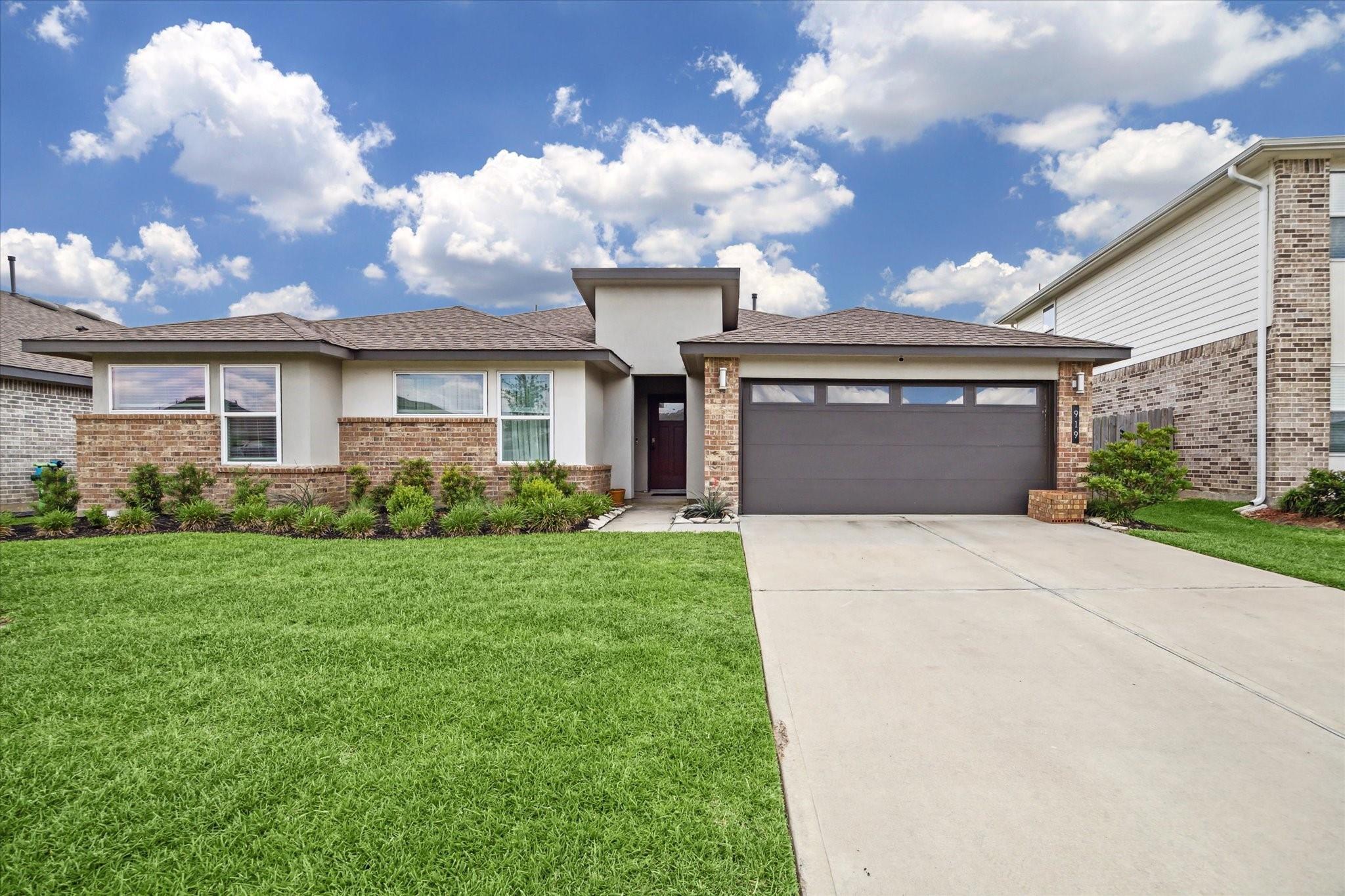 919 Starcross Bend Drive