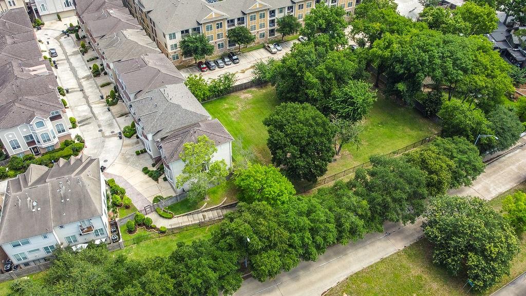 2127 Stacy Glen