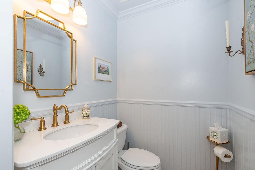 2127 Stacy Glen