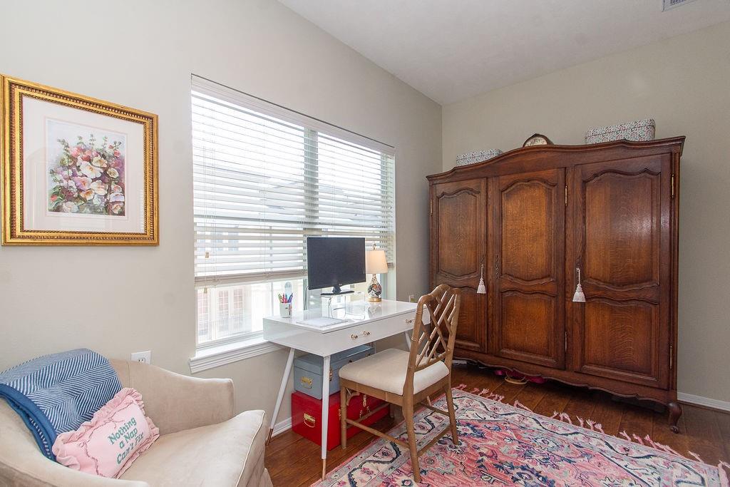2127 Stacy Glen