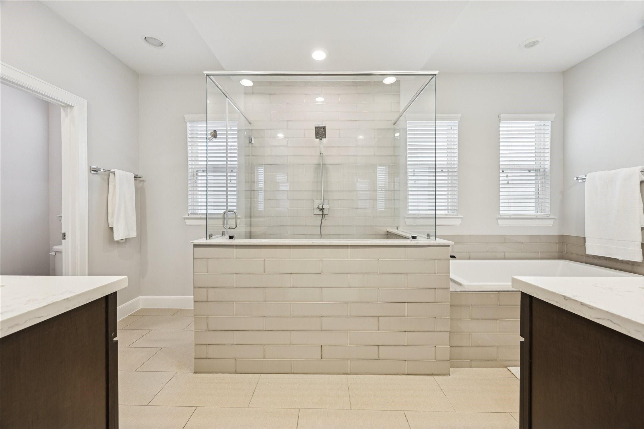 1213 Crockett Street