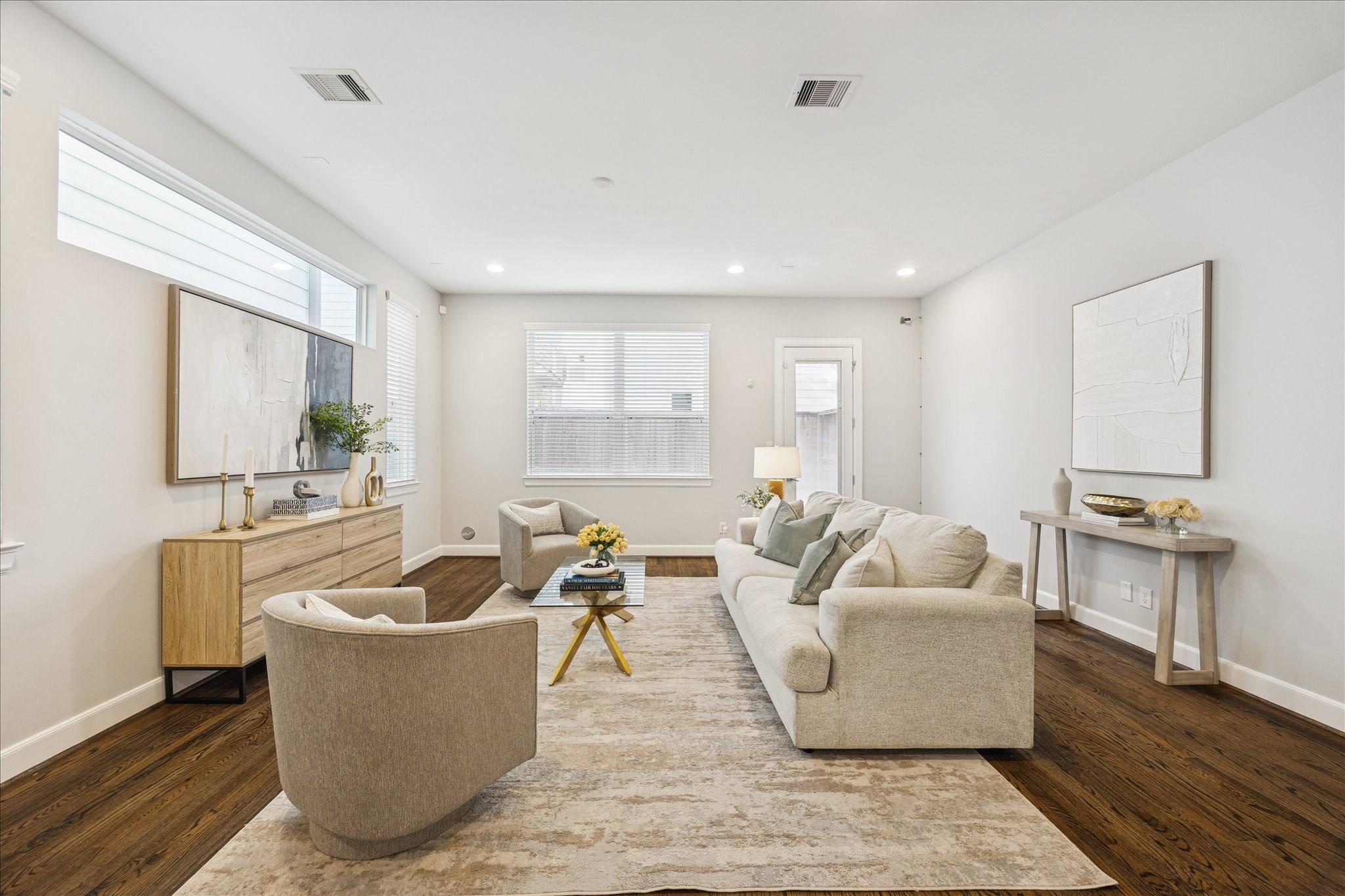 1213 Crockett Street