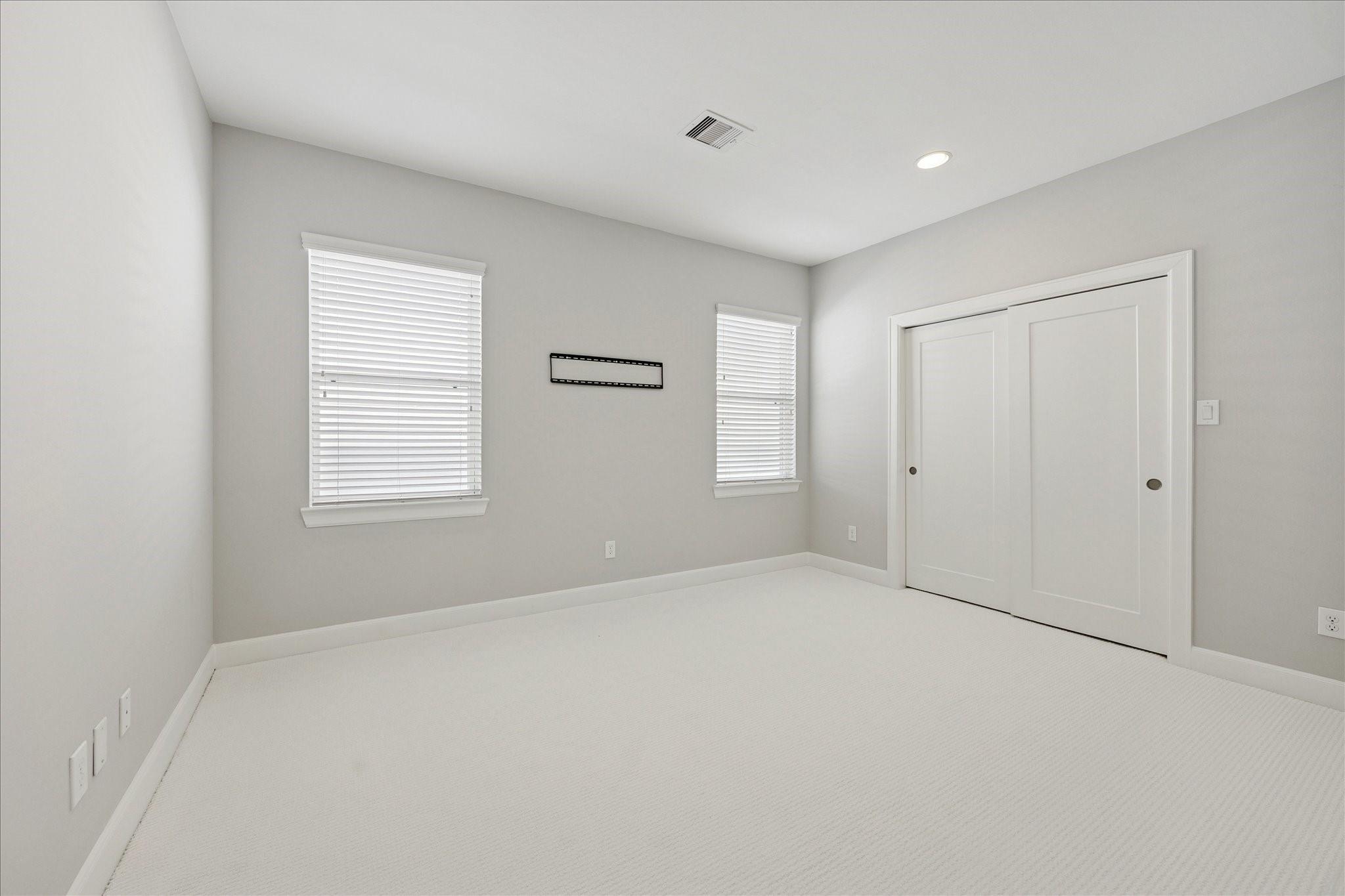 1213 Crockett Street