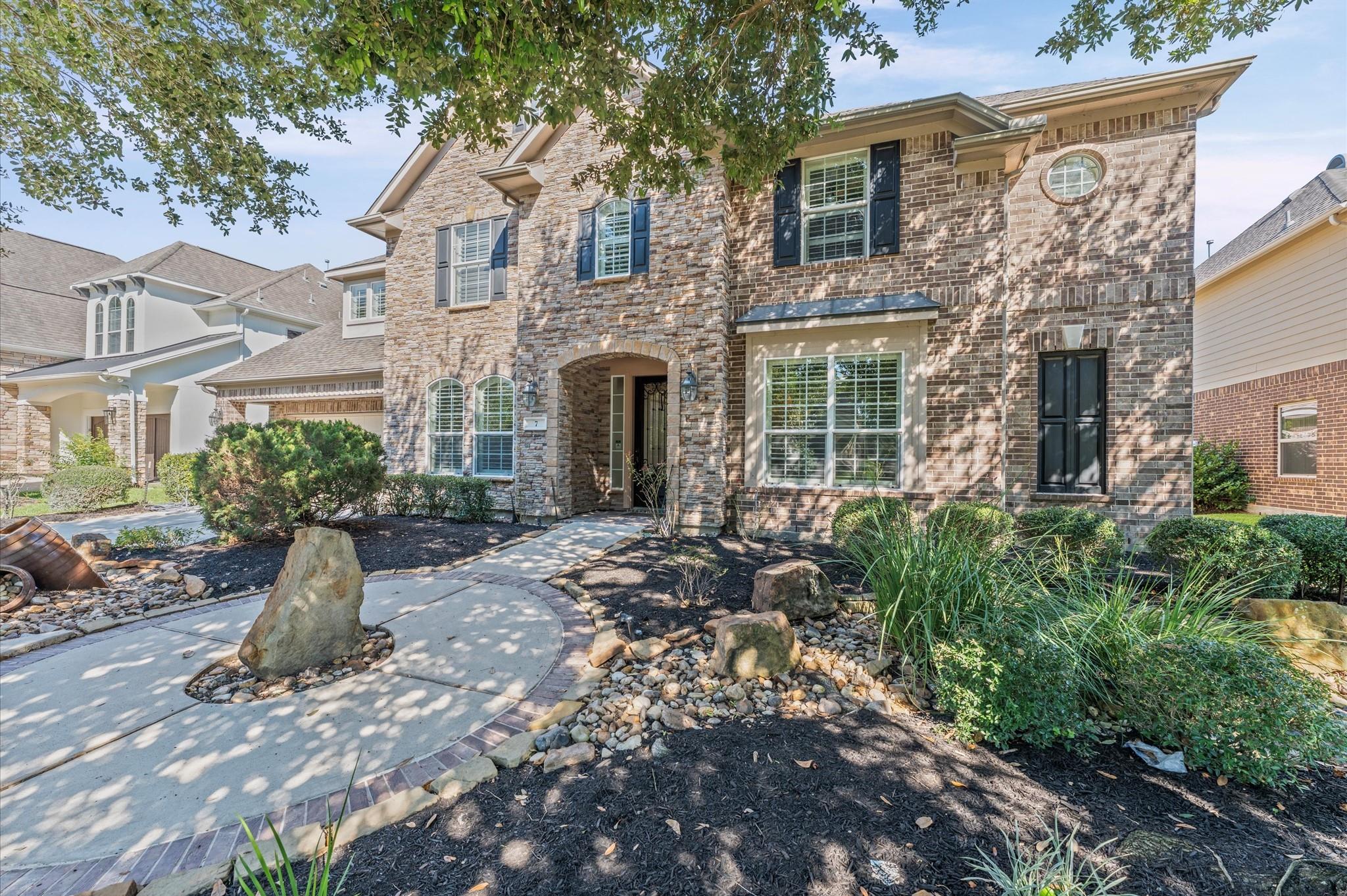 7 N Beech Springs Circle