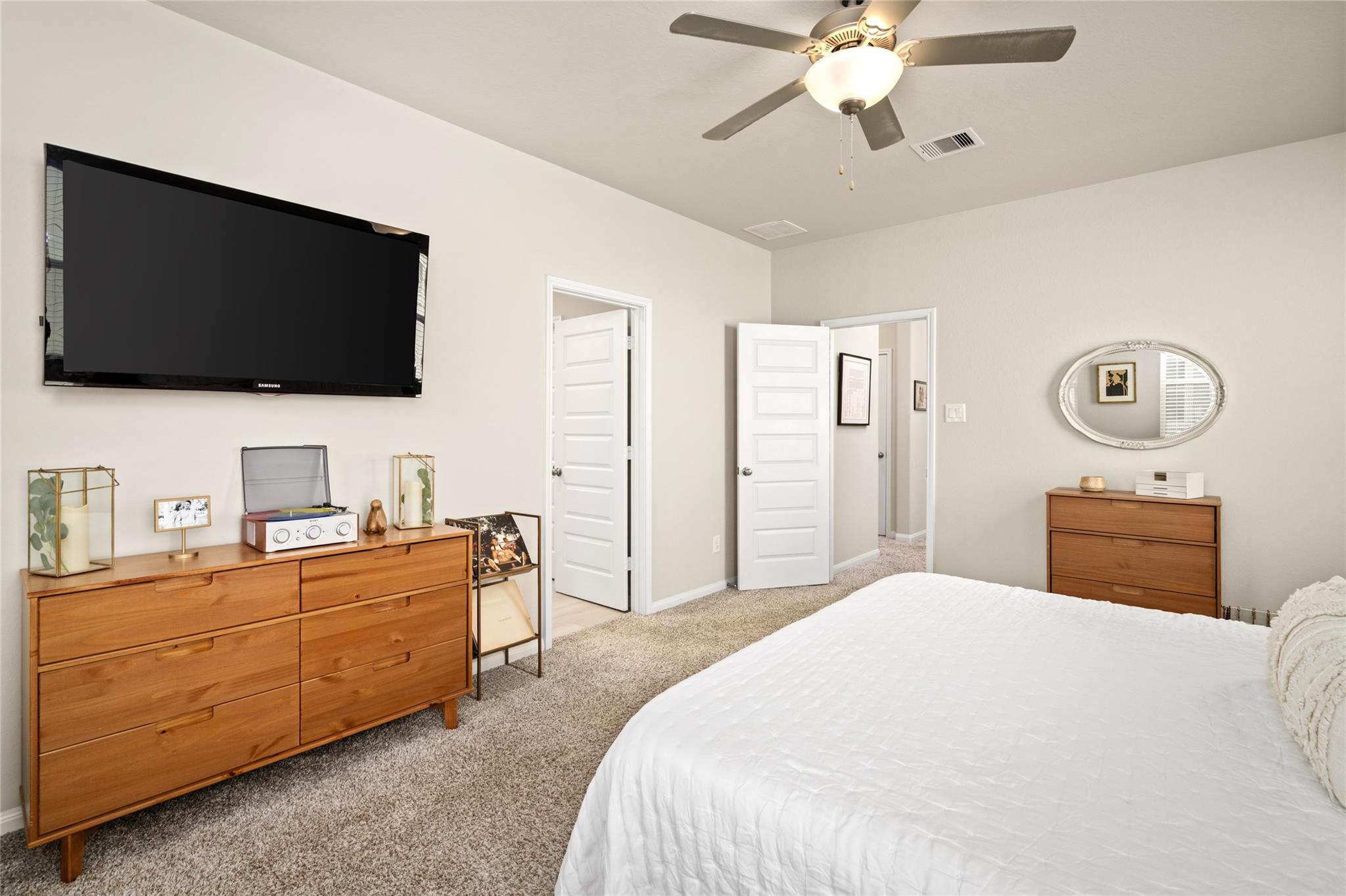 1524 Lakeline Oak Drive