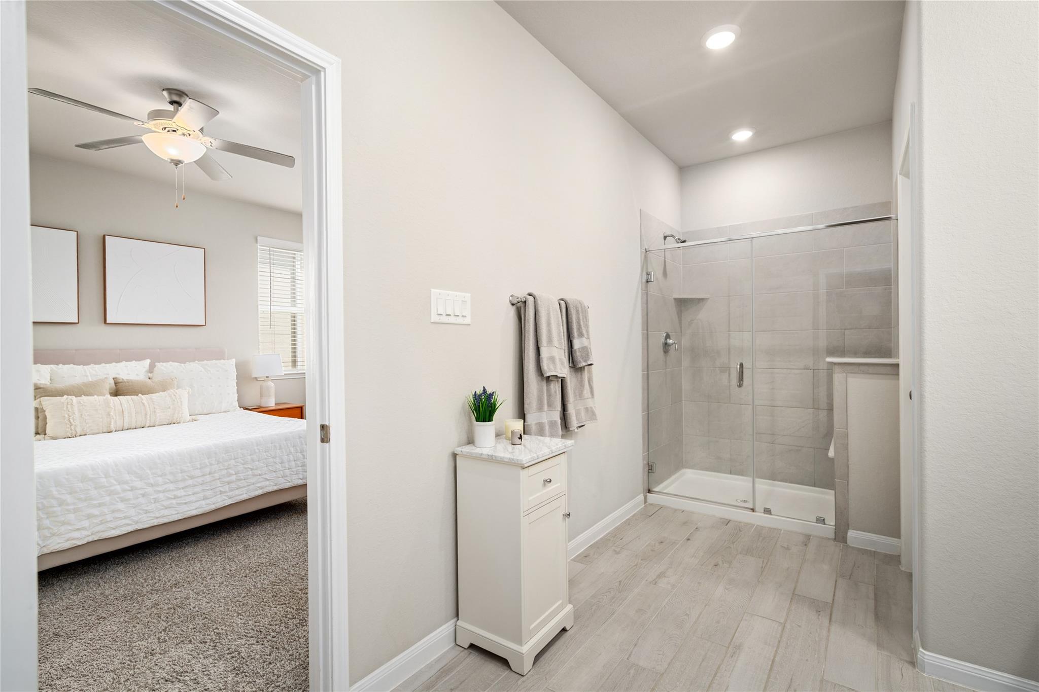 1524 Lakeline Oak Drive