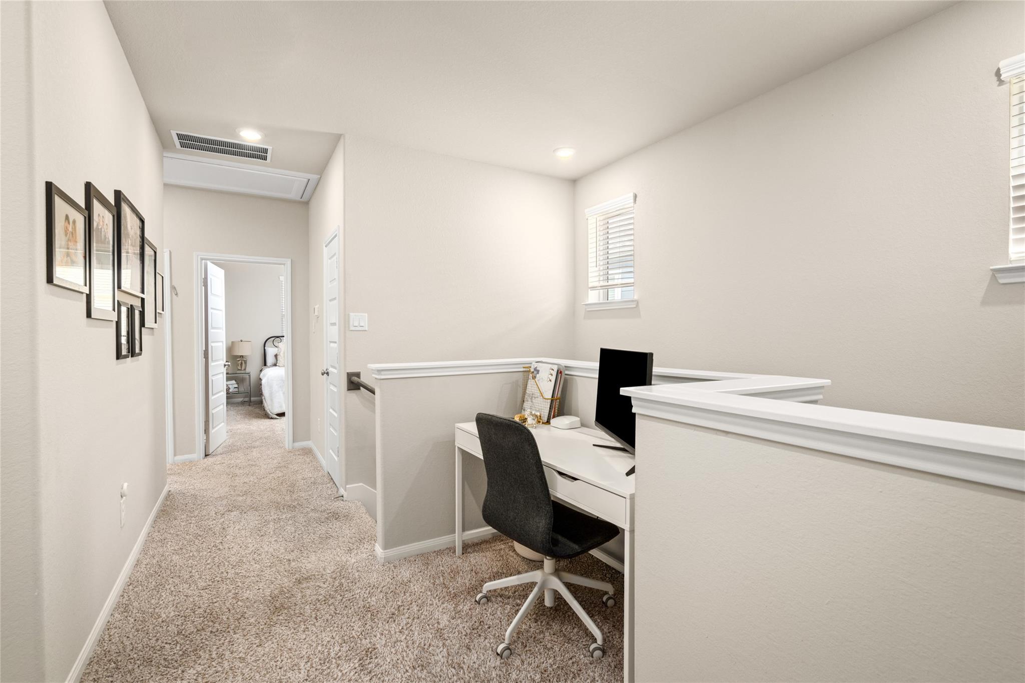 1524 Lakeline Oak Drive