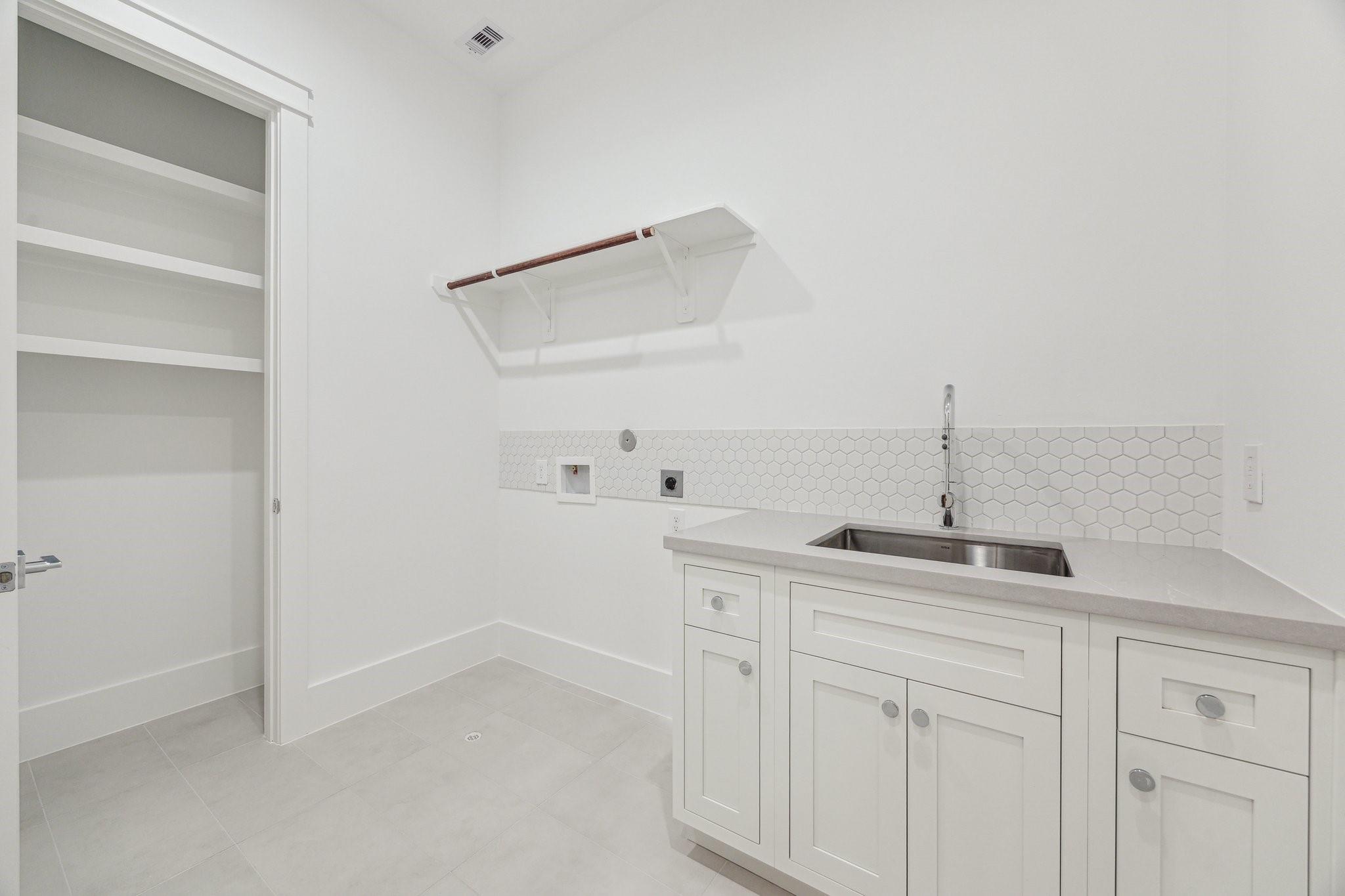 1310 Willard