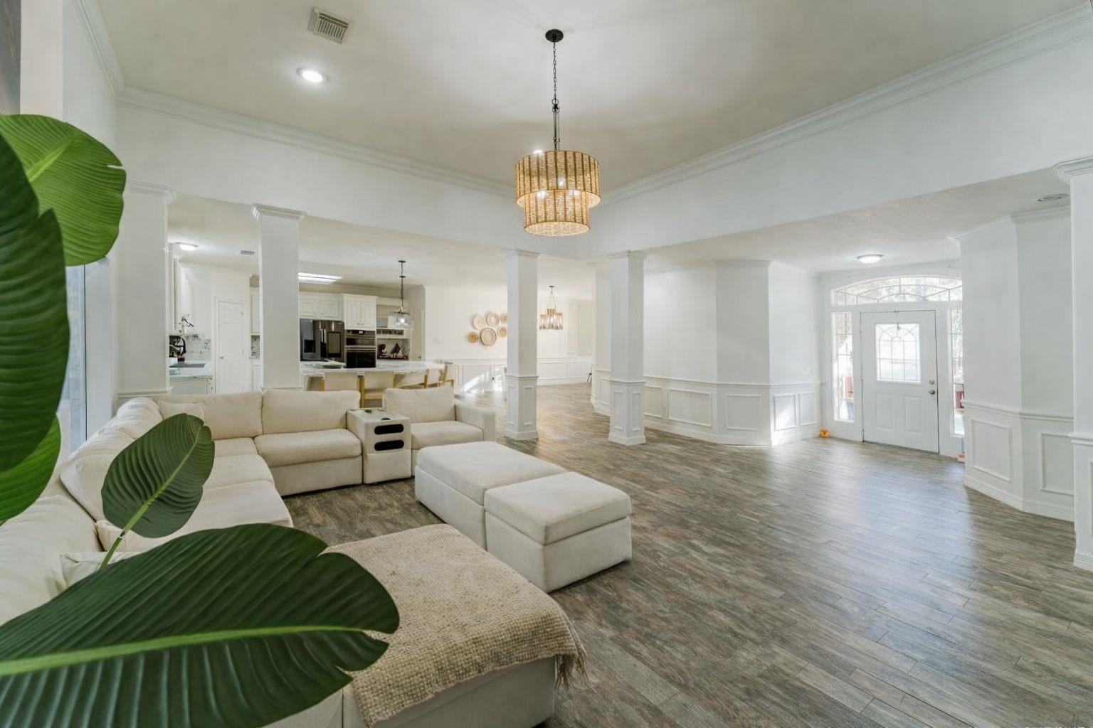 24102 Baneberry Road