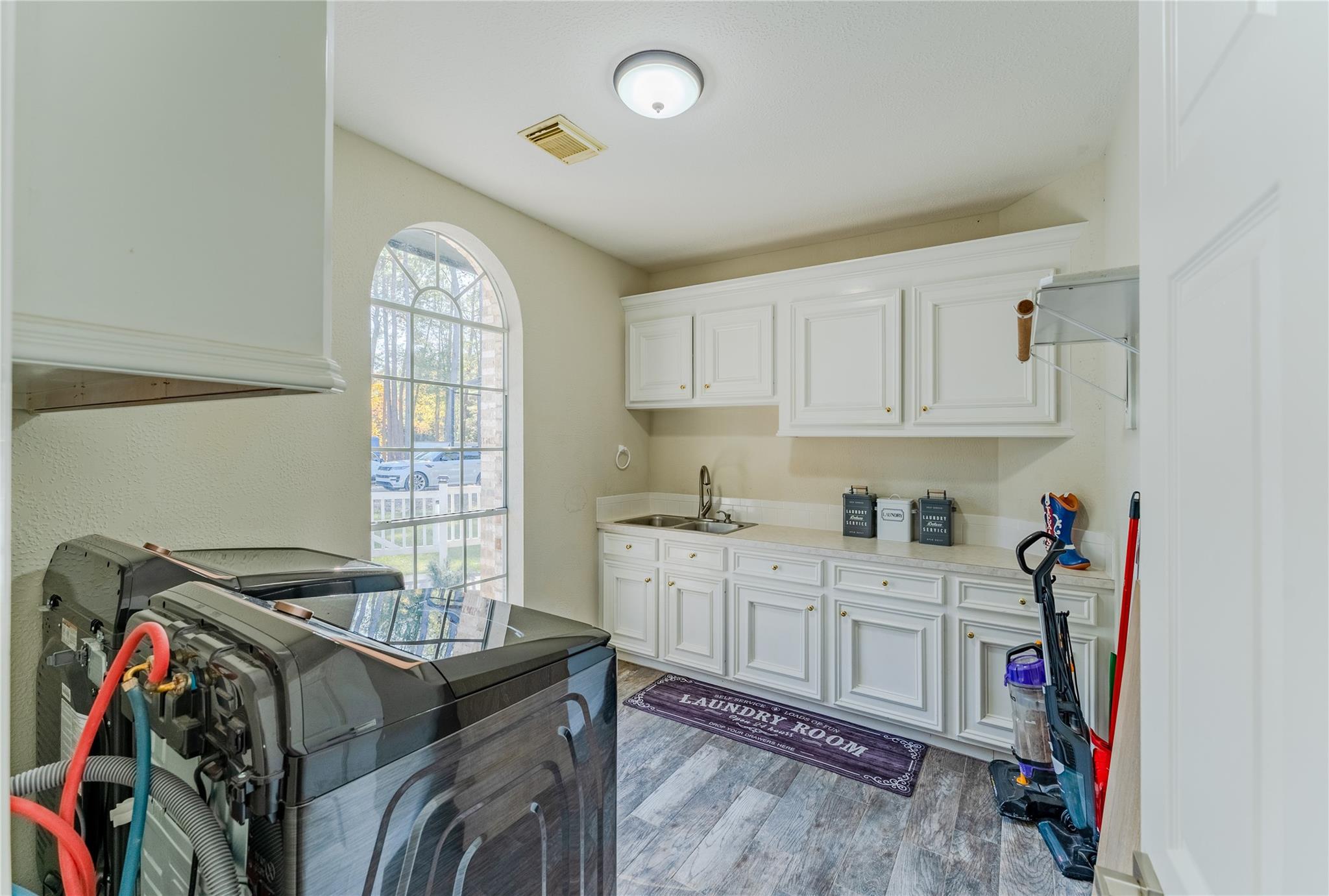 24102 Baneberry Road