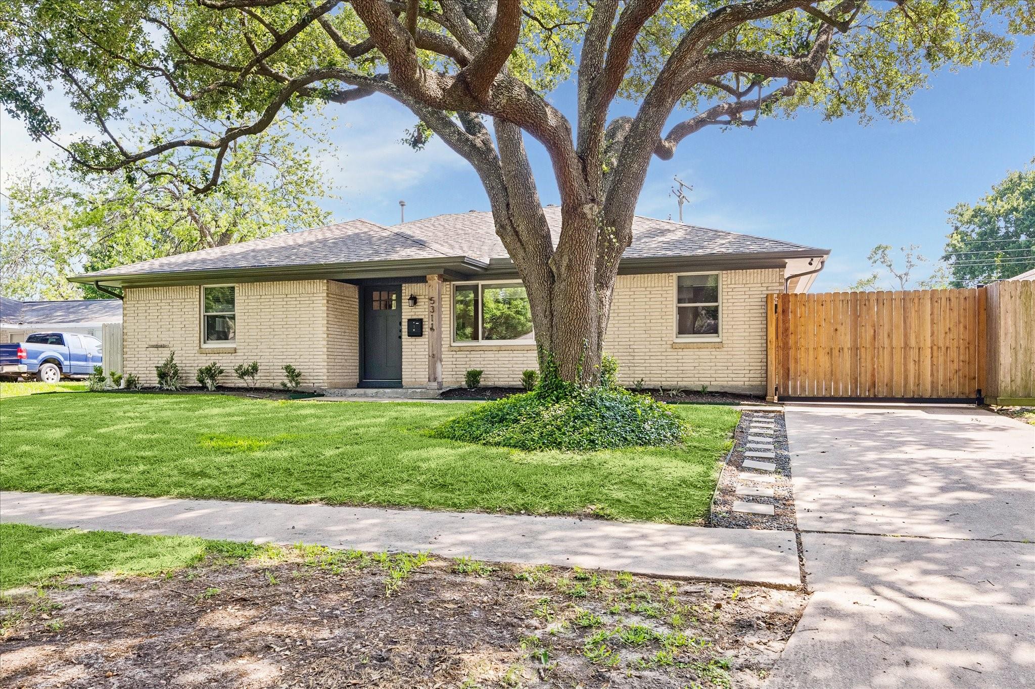 5311 Hialeah Drive