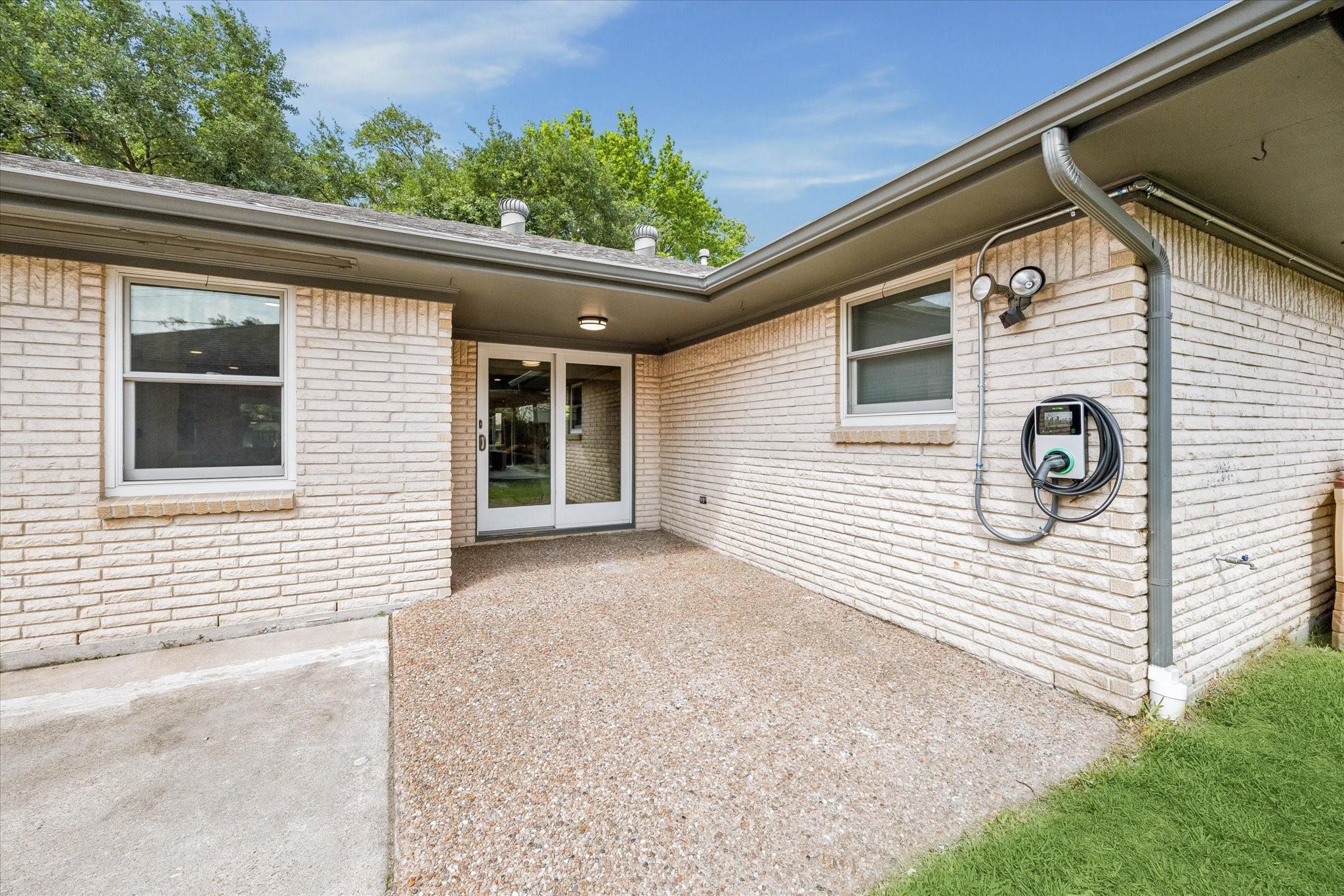 5311 Hialeah Drive