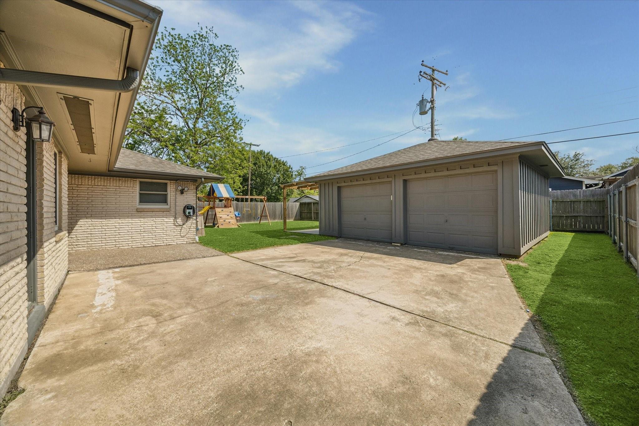 5311 Hialeah Drive