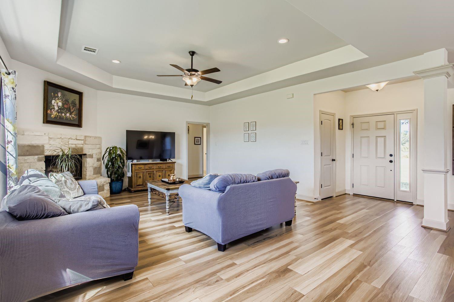 32123 Howell Road, Waller