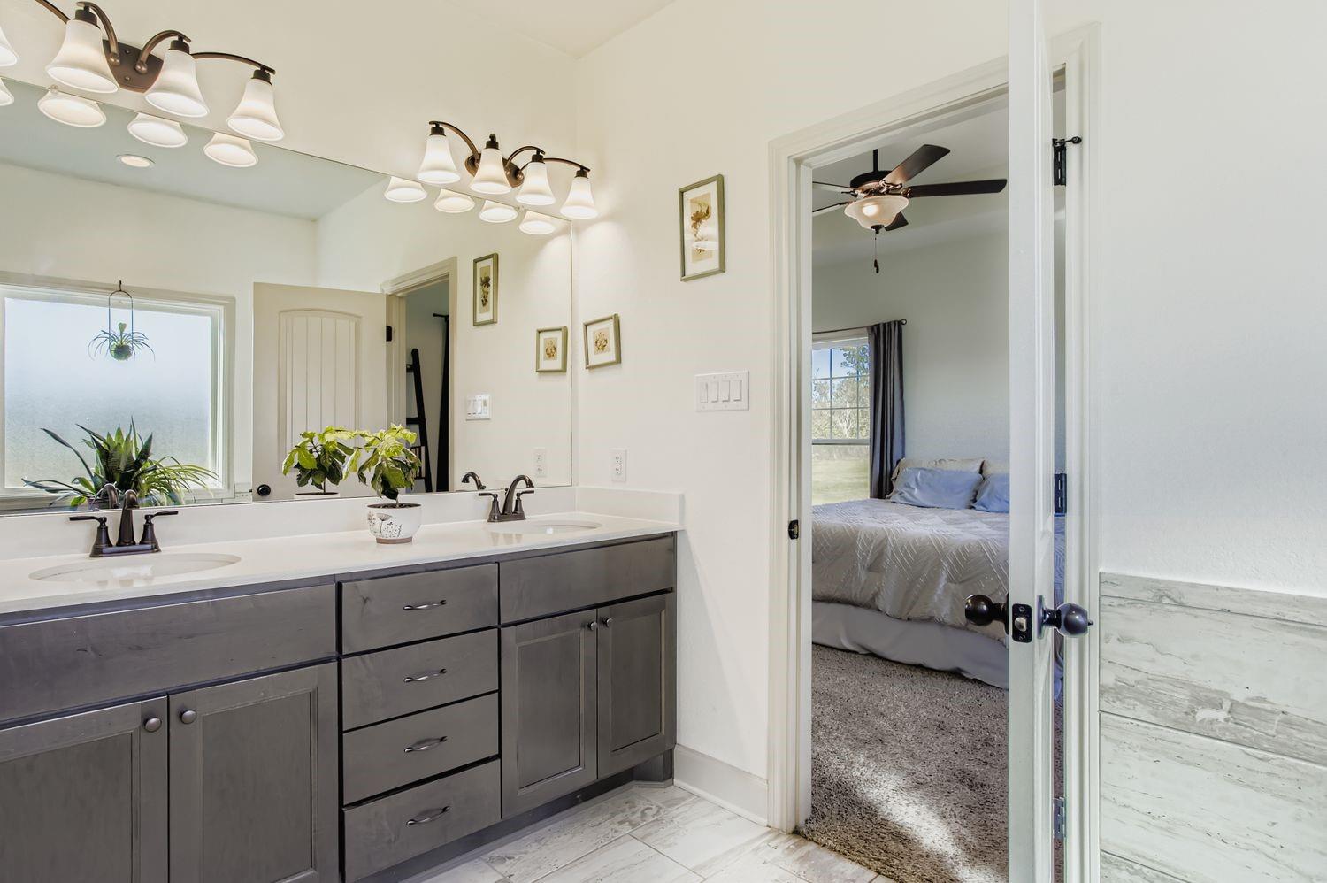 32123 Howell Road, Waller