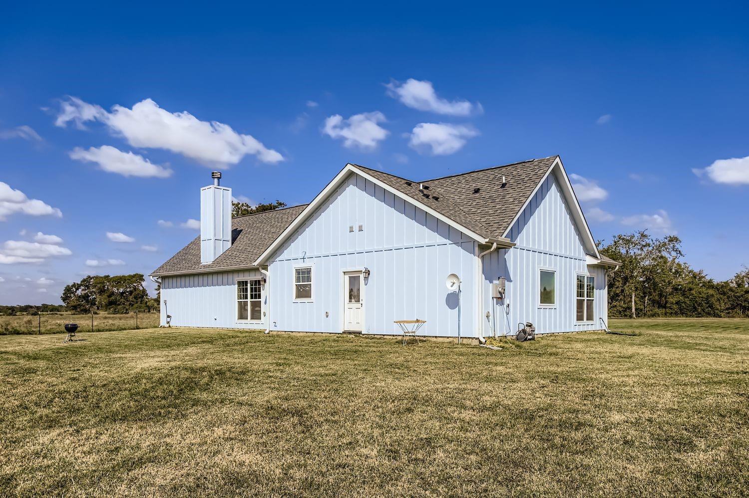 32123 Howell Road, Waller