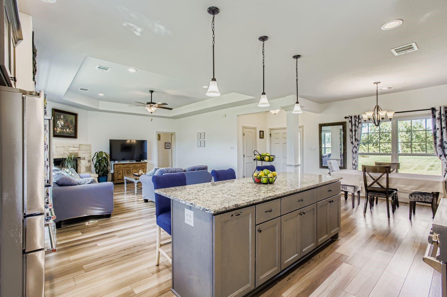 32123 Howell Road, Waller