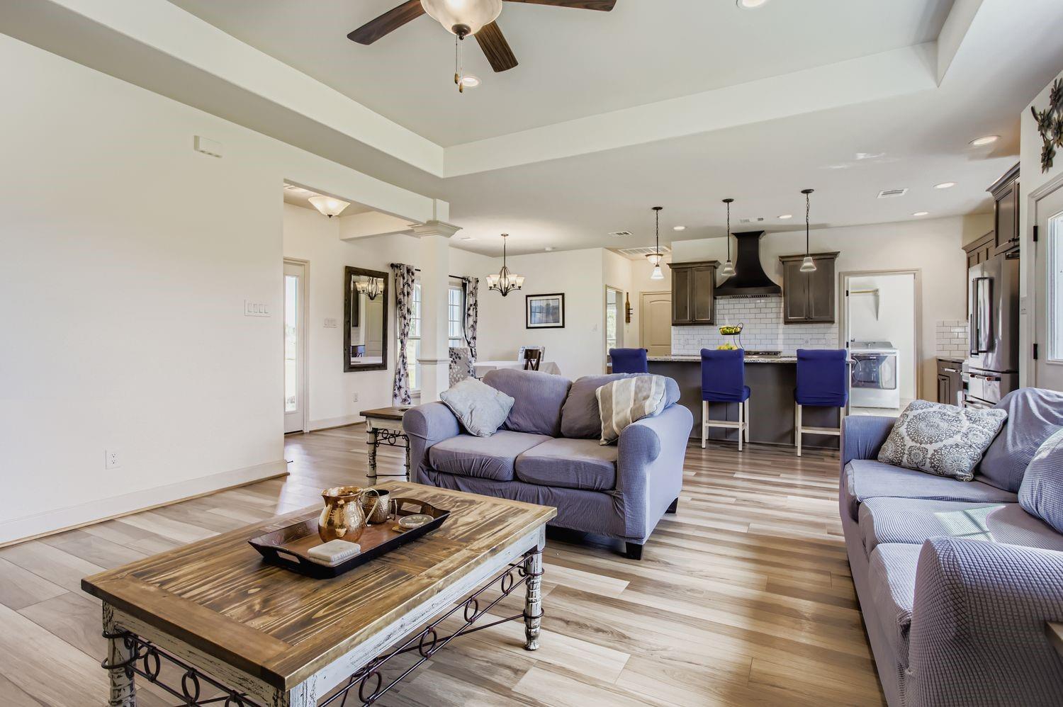 32123 Howell Road, Waller