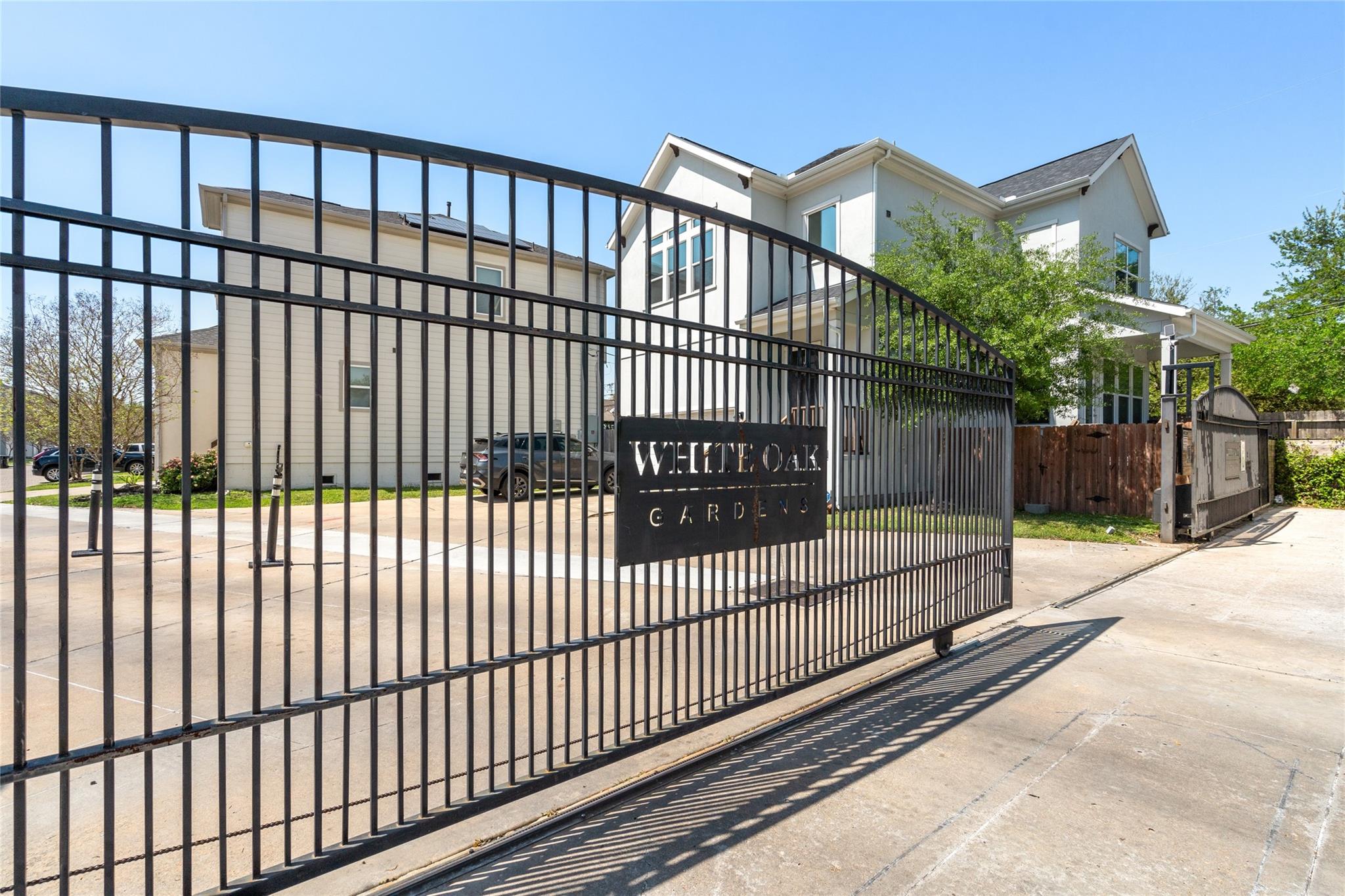 427 Yale Oaks Lane