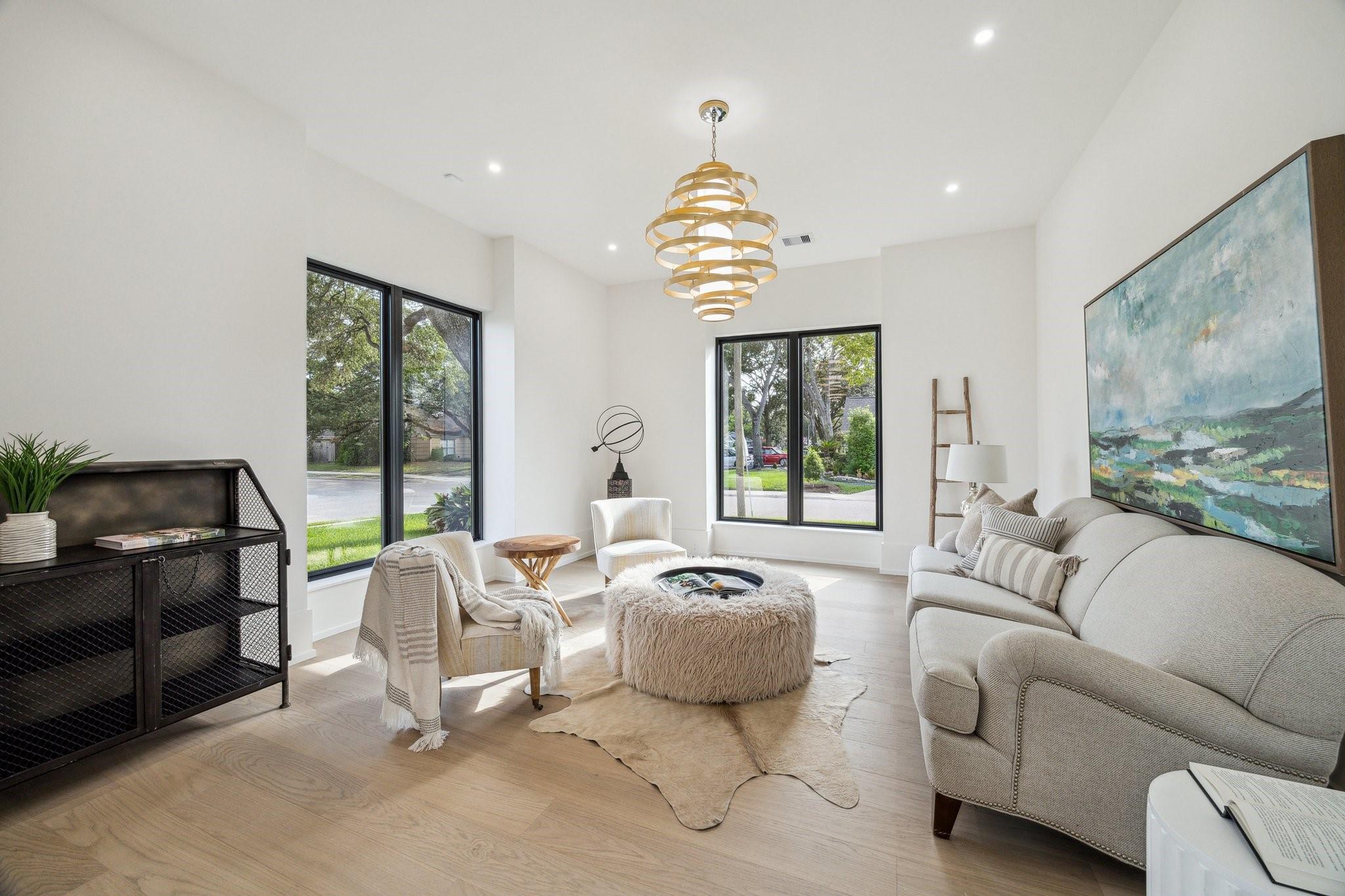 1550 Gardenia Drive