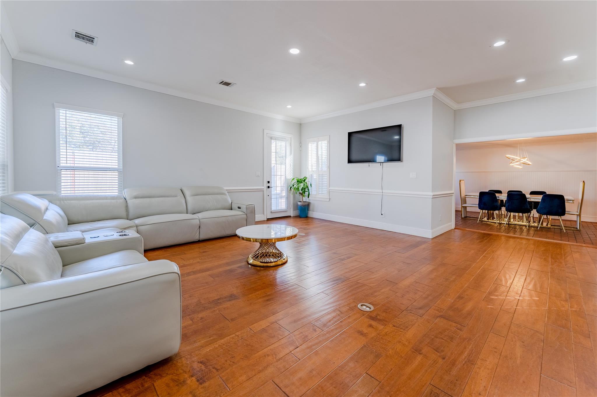 11407 Iberia Drive